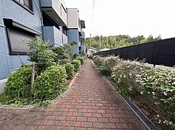 6 / 9