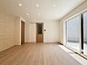 その他：食事中の会話も、リビングでの寛ぎの時間も、やはり明るいお部屋が良いですよね。