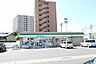 周辺：ファミリーマート柳都大橋南店(569m)