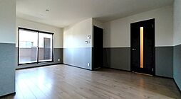 ファミーリエ　B 201 2階2LDKのリビング/ダイニング