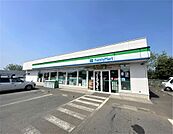 ファミリーマート 下野仁良川店（949m）