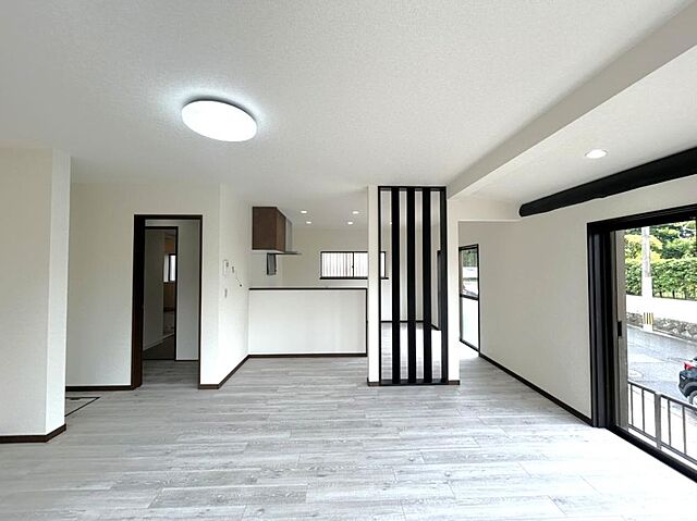 リビング/ダイニング 飯塚市柏の森146-10