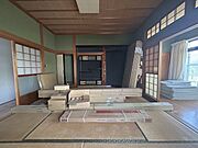 【リフォーム中】5/30撮影　1階8帖洋室の写真です。畳の表替え、障子や襖の張り替えを行います。1階に洋室があると来客時等に助かります。