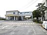 周辺：【小・中学校】当住宅から約1400ｍ(徒歩約18分)先に、稲築西義務教育学校があります。徒歩圏内に学校があると安心ですね。