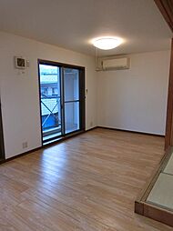 ベルシャトー 205 2階2LDKのリビング/ダイニング