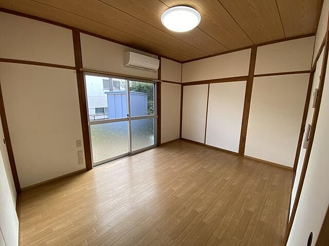 寝室
