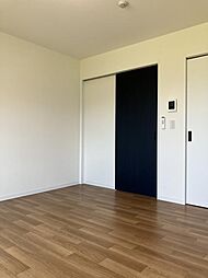 LIDGECOURT 210 2階1Kの寝室