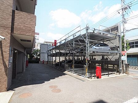 駐車場。