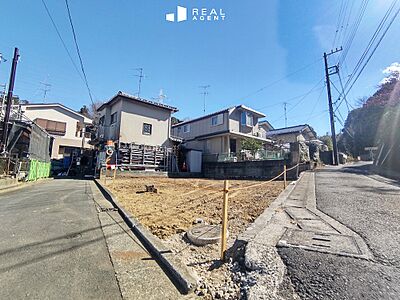 外観：現地をご案内の際は、現在の陽当たり状況、今後の陽当たり状況、建物配置をイメージ出来る様に詳しくご説明をさせて頂きます。