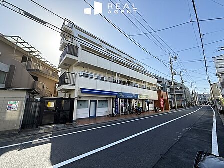 目黒駅まで徒歩約15分。都心で複数沿線を利用できる好立地。ペットの飼育も可能な1LDKリノベーションマンション。リノベーション工事まもなく完了いたします!お気軽にお問い合わせください♪