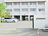 周辺：先生と生徒のコミニュケーションが良くとれている学校です。雰囲気が良いです。