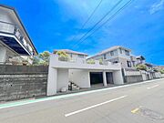 周辺道路は街灯が多いため、お仕事帰りの夜道なども安心です