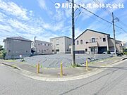 角地なのでほかの建物と隣接面が少なくプライバシーの確保もできます！