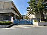 周辺：吹田市立片山小学校（383m）