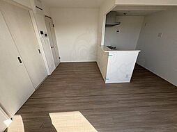 YOUR　MAISON若王寺 1階1LDKのリビング/ダイニング