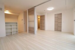 つくばエクスプレス 三郷中央駅 徒歩14分の賃貸アパート 2階1LDKのリビング/ダイニング