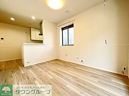 東武伊勢崎線 新越谷駅 徒歩10分の賃貸アパート 1階1LDKのリビング/ダイニング