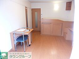 レオパレスＳＨＩＭＡＤＡ弐番館 201 2階1Kのリビング/ダイニング