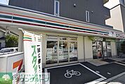 セブンイレブン草加谷塚1丁目店 徒歩11分。 850m