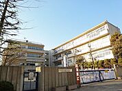 三郷市立前谷小学校 611m