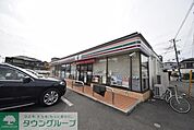 セブンイレブン草加弁天1丁目店 徒歩4分。 300m