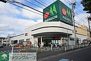 マルエツ松原店 徒歩16分。 1210m