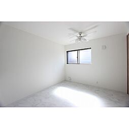 イニシアティブ原ノ町 2階1LDKのリビング/ダイニング