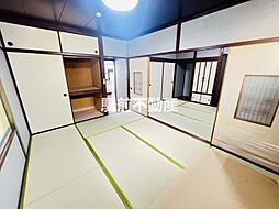 居間