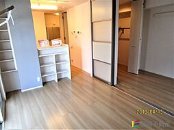 ファミールSHOW　II　B棟 102 1階1LDKのリビング/ダイニング