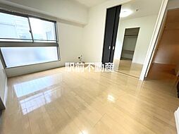 ビュークレスト佐賀駅前 201 2階1LDKのリビング/ダイニング