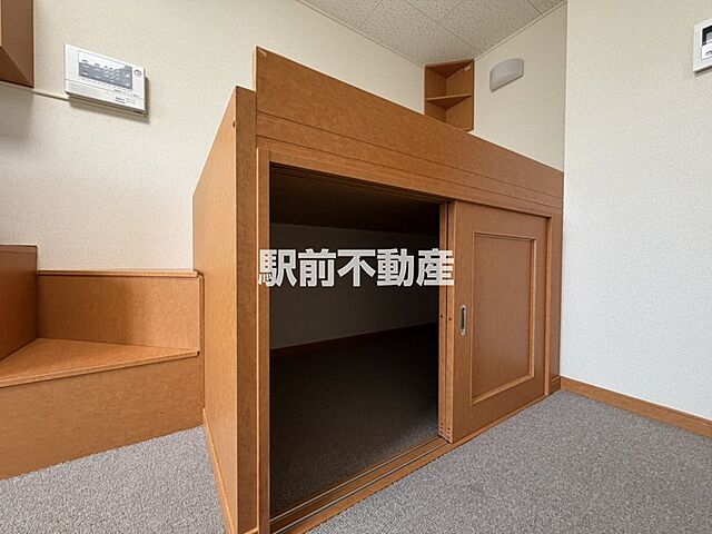 寝室