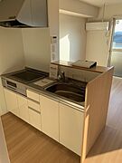 対面キッチン(IHクッキングヒーター付のシステムキッチン)