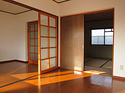 居間