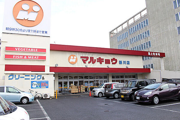 レスコ中島