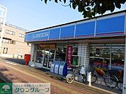 ローソン 伊勢原東大竹店 徒歩1分。コンビニ 30m