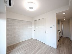 プレサンス広小路通葵 8階1LDKのリビング/ダイニング