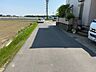 外観：前面道路含む現地写真