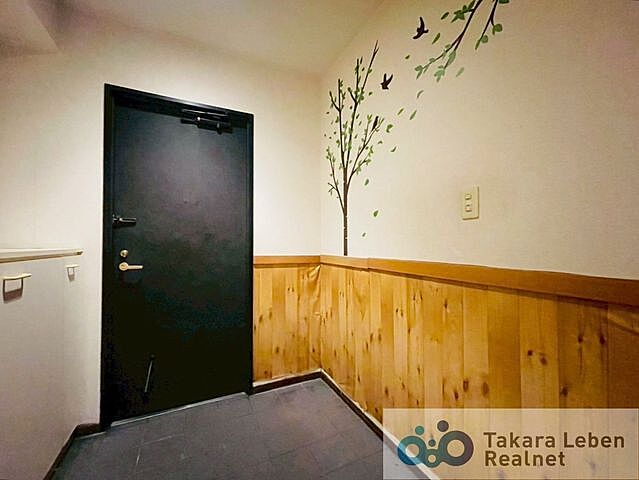 玄関 ル・アール高尾エグザフォート 3階/-