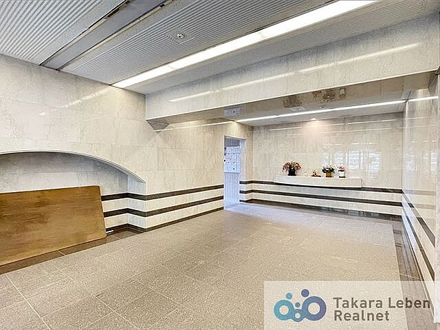 エントランス ル・アール高尾エグザフォート 3階/-