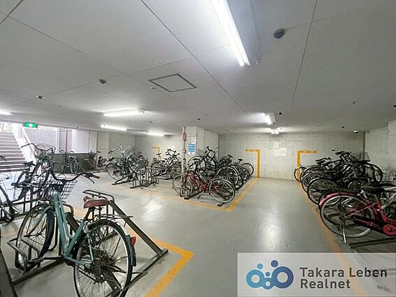 敷地内自転車置...