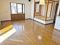 居間