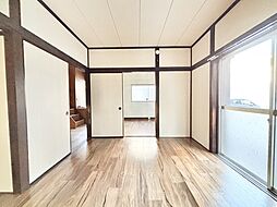 居間