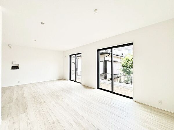 リビング/ダイニングを拡大表示