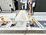 駐車場：生活に欠かせない駐車スペース。