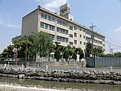 中学校 1350m 草加市立青柳中学校