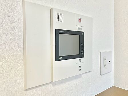 TVモニター付インターフォンが付いていてセキュリティ充実