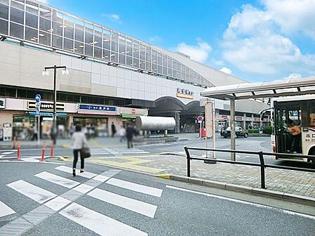 駅 240m 越谷駅