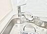 設備：いつでも清潔なおいしいお水を。一つの水栓で水道水と浄水を使い分け。