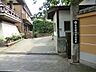 周辺：幼稚園・保育園 700m 菩提樹の森幼稚園