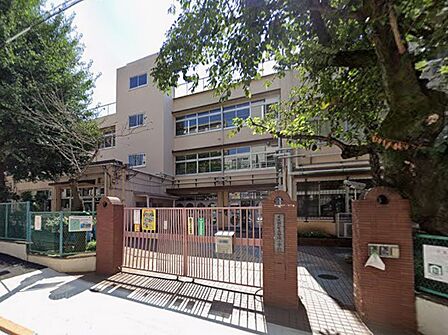小学校 200m 北区立谷端小学校